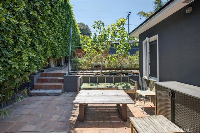 608 35th Street, Manhattan Beach, CA 90266