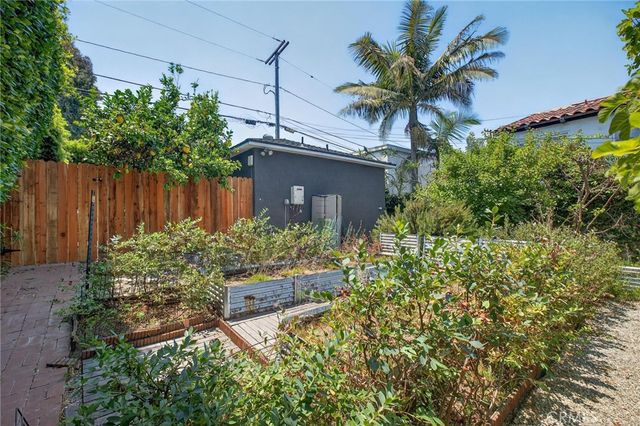 608 35th Street, Manhattan Beach, CA 90266