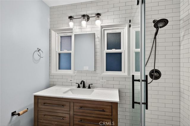 608 35th Street, Manhattan Beach, CA 90266