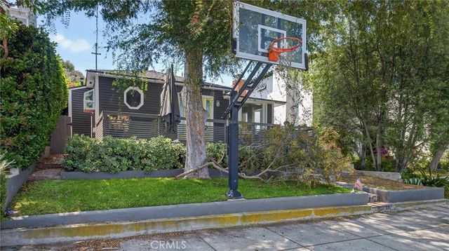 608 35th Street, Manhattan Beach, CA 90266