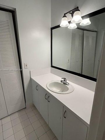 12124 Saint Andrews Pl 305, Miramar, FL 33025