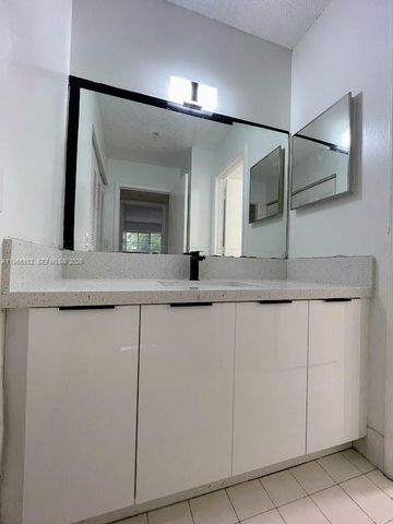 12124 Saint Andrews Pl 305, Miramar, FL 33025