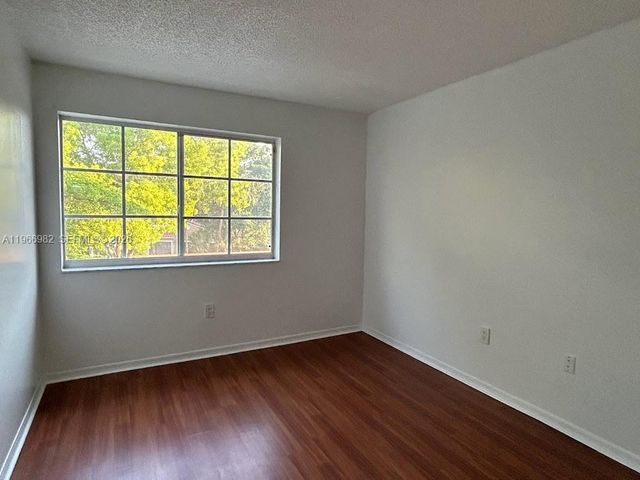 12124 Saint Andrews Pl 305, Miramar, FL 33025