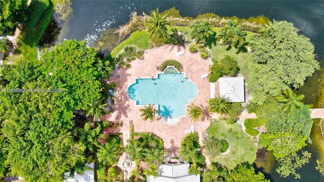 12124 Saint Andrews Pl 305, Miramar, FL 33025