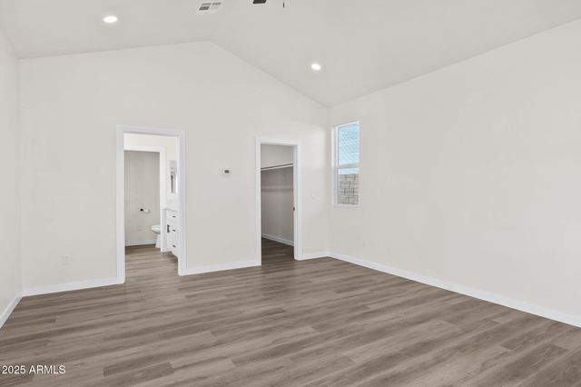 5020 S 20TH Place, Phoenix, AZ 85040