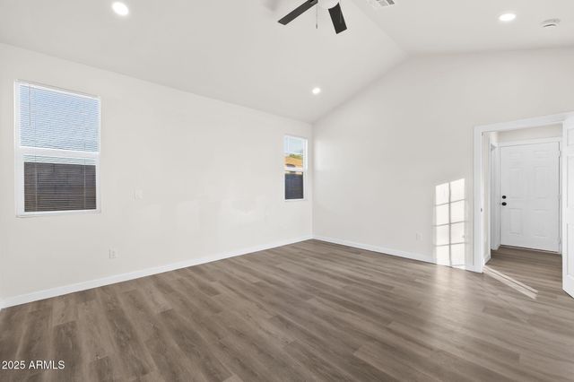 5020 S 20TH Place, Phoenix, AZ 85040