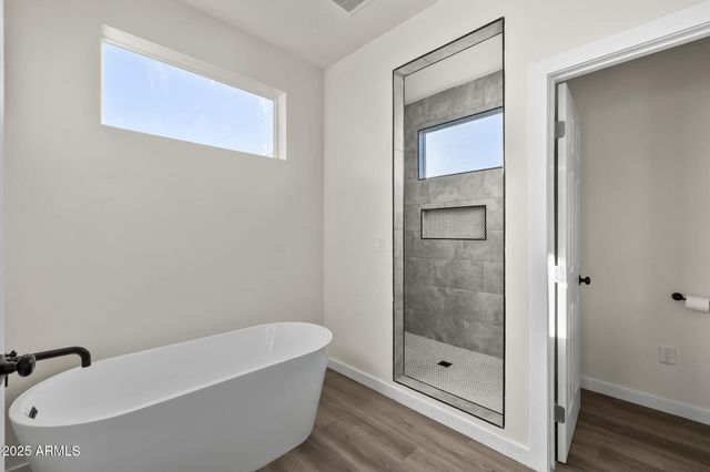 5020 S 20TH Place, Phoenix, AZ 85040