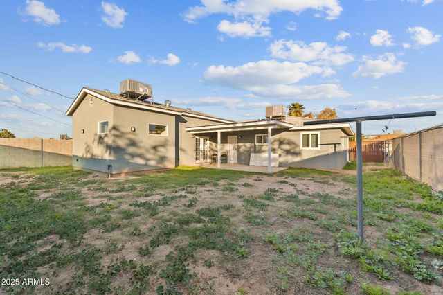 5020 S 20TH Place, Phoenix, AZ 85040