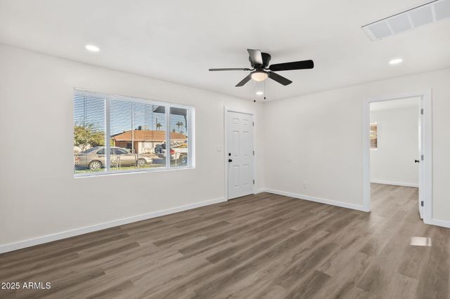 5020 S 20TH Place, Phoenix, AZ 85040