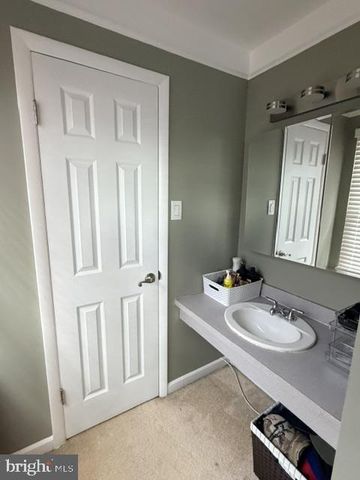 5755 RANDALL CT, Bensalem, PA 19020