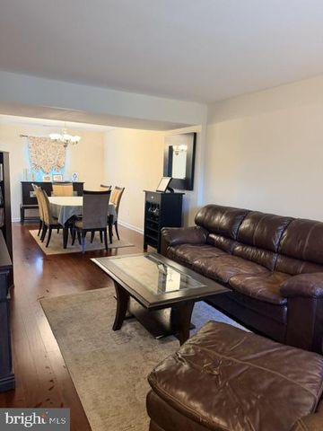 5755 RANDALL CT, Bensalem, PA 19020