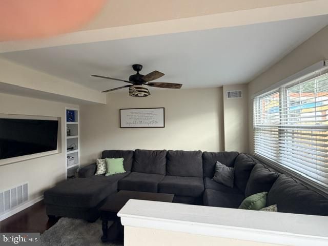 5755 RANDALL CT, Bensalem, PA 19020