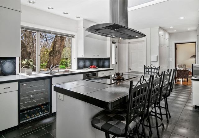 24 Radcliff Rd, Newton, MA 02468