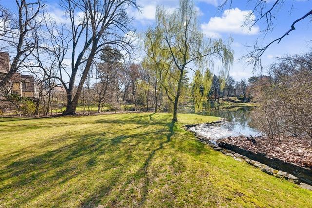 24 Radcliff Rd, Newton, MA 02468