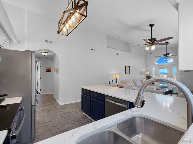 4901 Briarcrest Dr, Pueblo, CO 81005