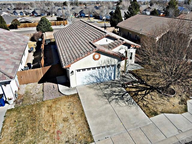 4901 Briarcrest Dr, Pueblo, CO 81005