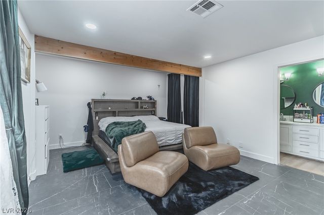 982 Pescados Drive, Las Vegas, NV 89123