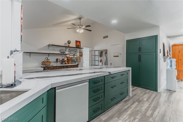 982 Pescados Drive, Las Vegas, NV 89123