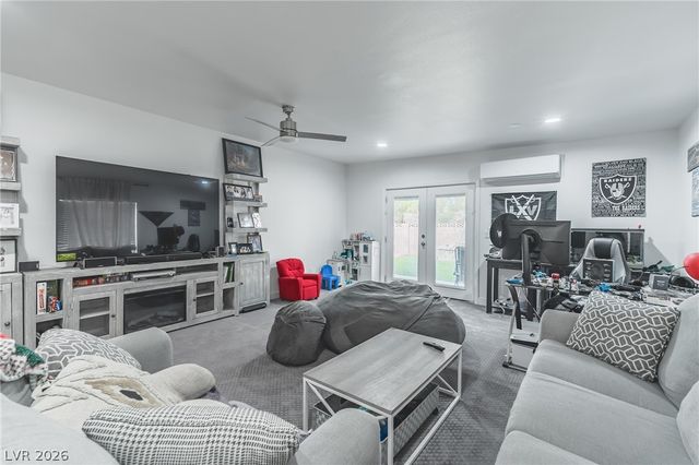 982 Pescados Drive, Las Vegas, NV 89123