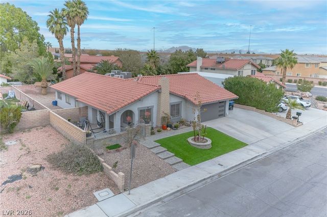 982 Pescados Drive, Las Vegas, NV 89123