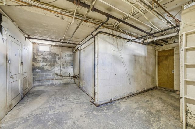 5 Newman Rd 5, Malden, MA 02148