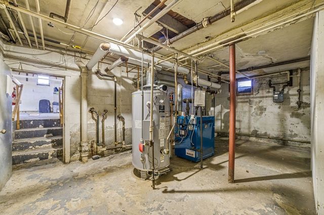 5 Newman Rd 5, Malden, MA 02148