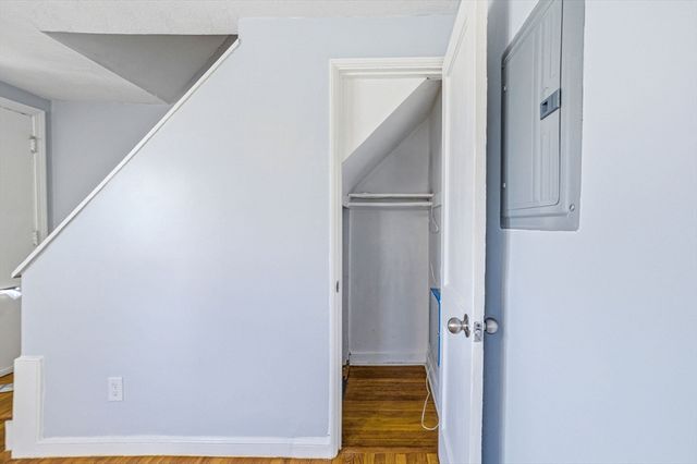 5 Newman Rd 5, Malden, MA 02148