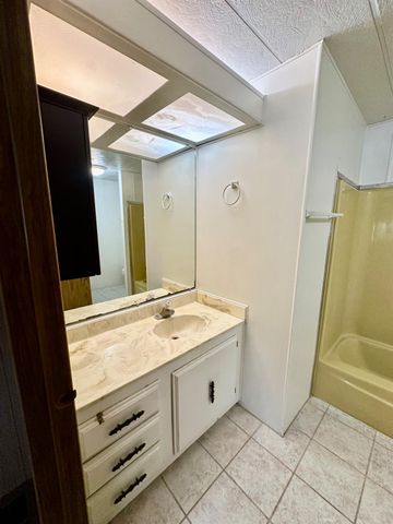 911 COLUSA HWY, Gridley, CA 95948