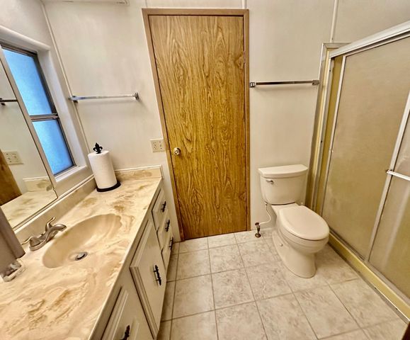 911 COLUSA HWY, Gridley, CA 95948