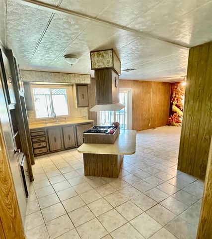 911 COLUSA HWY, Gridley, CA 95948