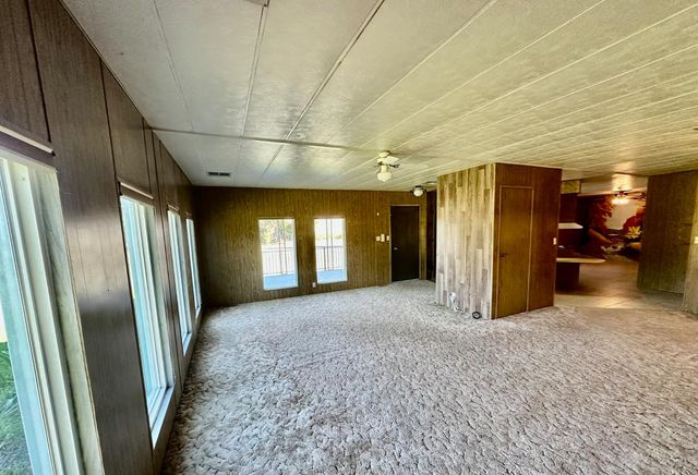 911 COLUSA HWY, Gridley, CA 95948