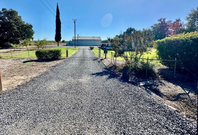 911 COLUSA HWY, Gridley, CA 95948
