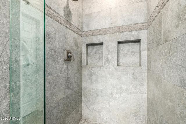 19550 N GRAYHAWK Drive 2055, Scottsdale, AZ 85255