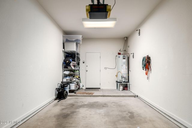 19550 N GRAYHAWK Drive 2055, Scottsdale, AZ 85255