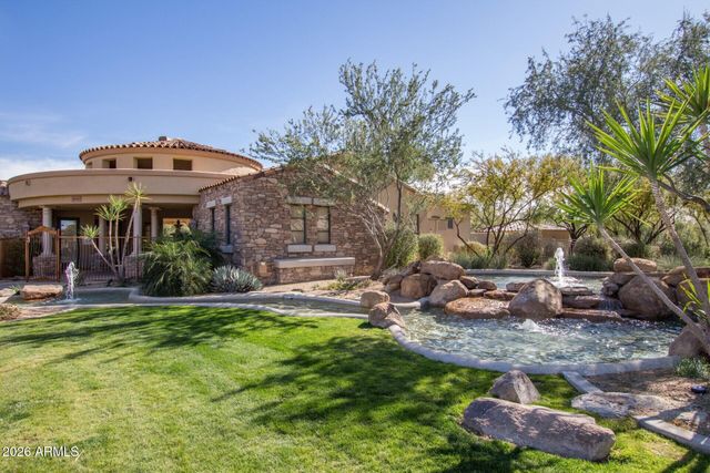 19550 N GRAYHAWK Drive 2055, Scottsdale, AZ 85255