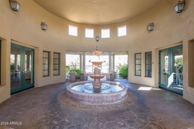 19550 N GRAYHAWK Drive 2055, Scottsdale, AZ 85255