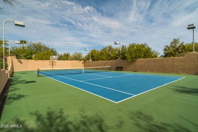 19550 N GRAYHAWK Drive 2055, Scottsdale, AZ 85255