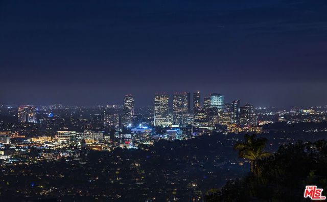 1474 Blue Jay Way, Los Angeles, CA 90069