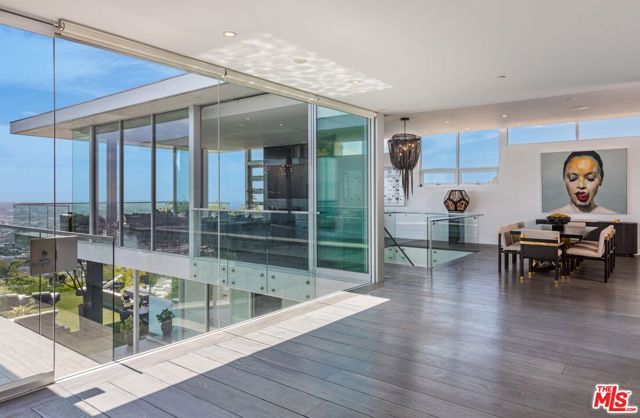 1474 Blue Jay Way, Los Angeles, CA 90069