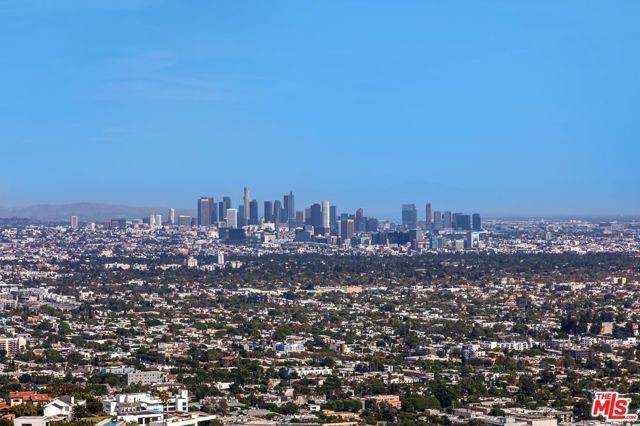1474 Blue Jay Way, Los Angeles, CA 90069