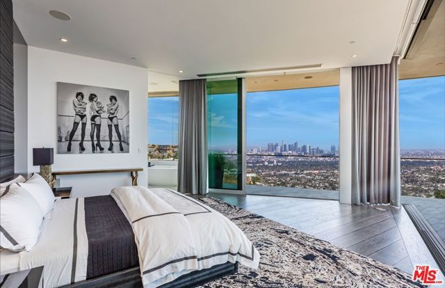 1474 Blue Jay Way, Los Angeles, CA 90069