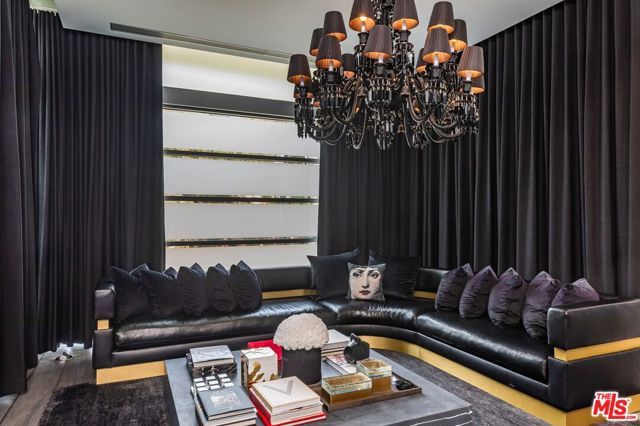 1474 Blue Jay Way, Los Angeles, CA 90069