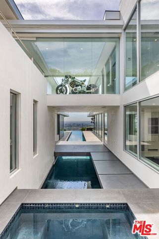1474 Blue Jay Way, Los Angeles, CA 90069