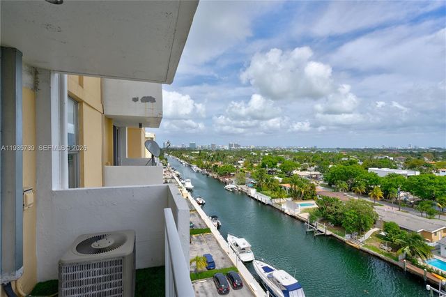 2000 NE 135th Street 908, North Miami, FL 33181