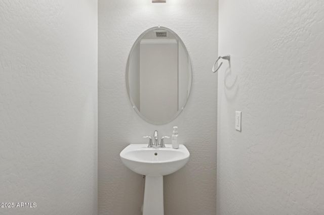 2957 E MELROSE Street, Gilbert, AZ 85297