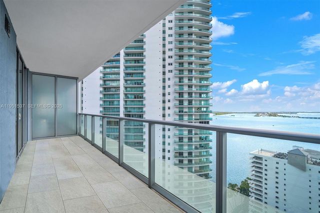 1300 Brickell Bay Dr 2507, Miami, FL 33131