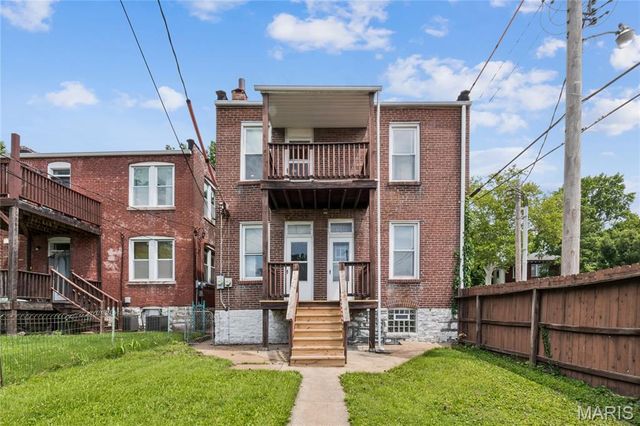 4916 Berthold Avenue, St Louis, MO 63110