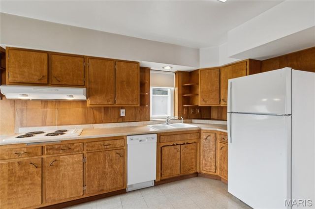 4916 Berthold Avenue, St Louis, MO 63110