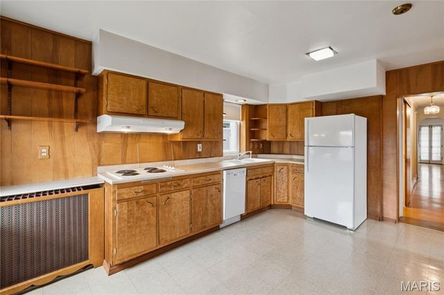 4916 Berthold Avenue, St Louis, MO 63110