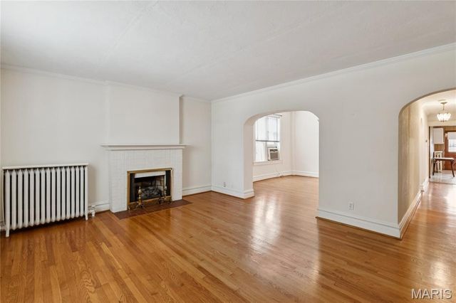 4916 Berthold Avenue, St Louis, MO 63110